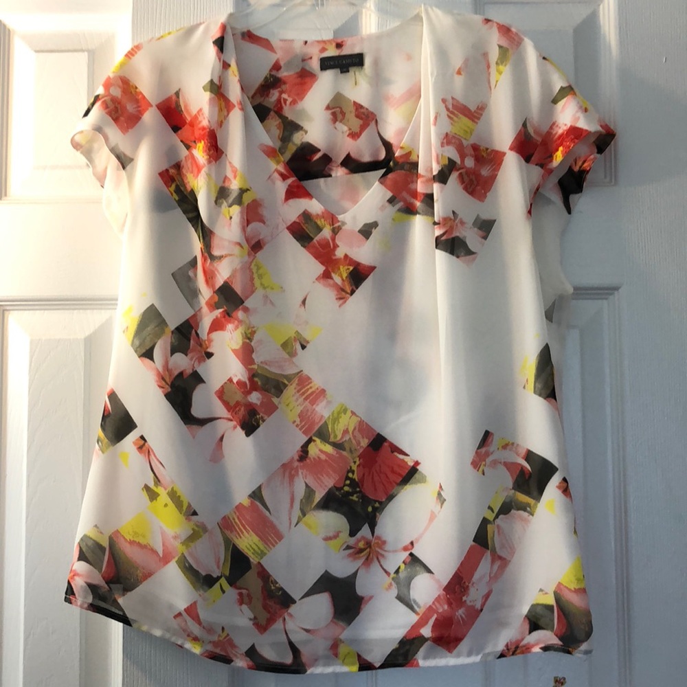 Vince camuto women’s cap sleeve blouse size medium